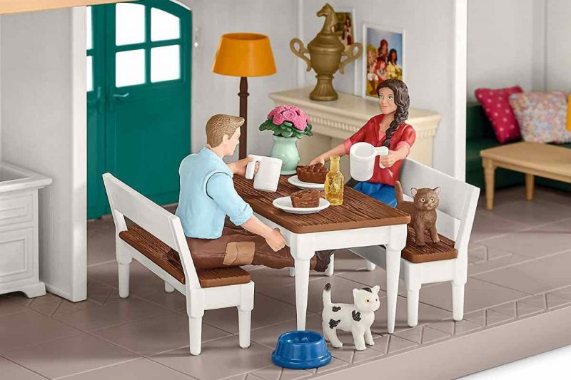 Schleich Horse Club Neuheiten 2018 - Großer Pferdehof mit Wohnhaus und